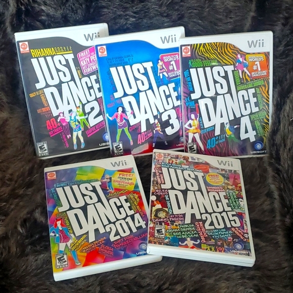 Nintendo Wii Video Games & Consoles Nintendo Wii Just Dance Bundle